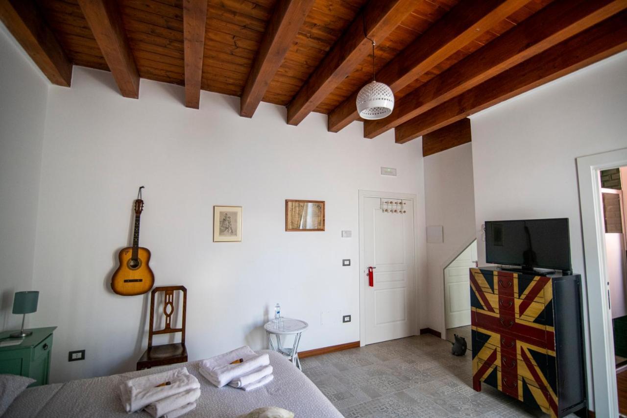 Redmood Guesthouse Барлета Екстериор снимка