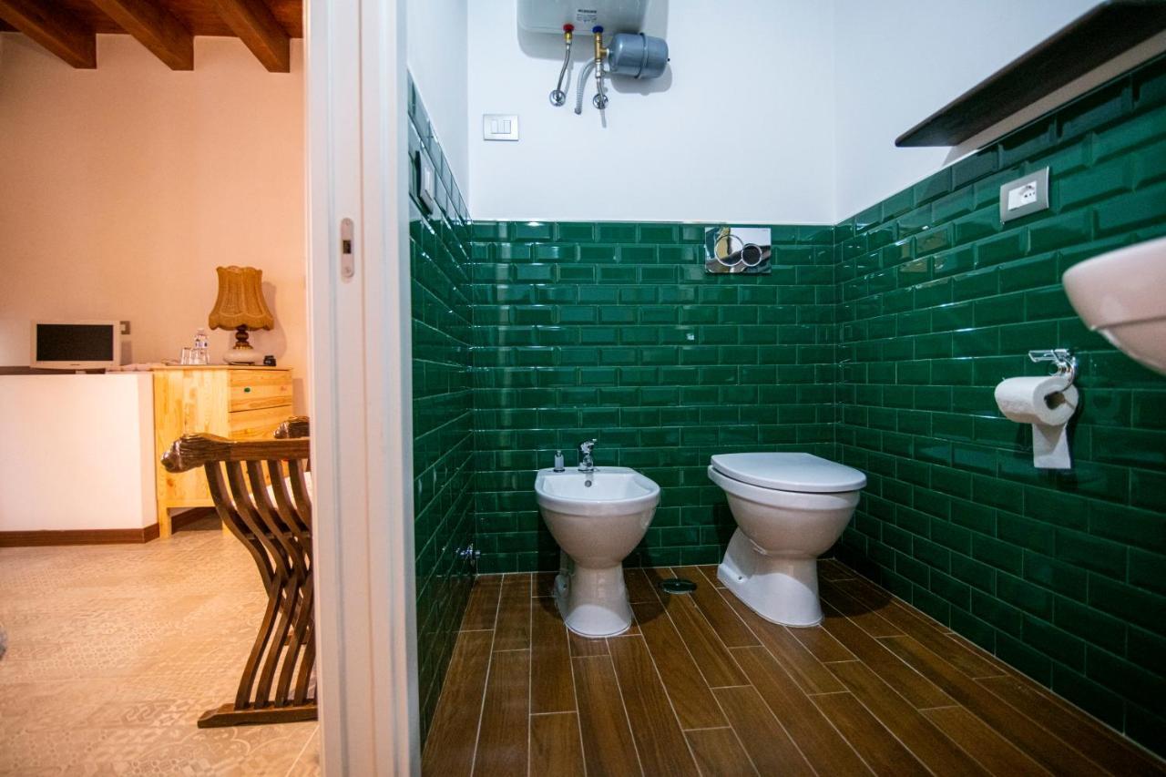 Redmood Guesthouse Барлета Екстериор снимка