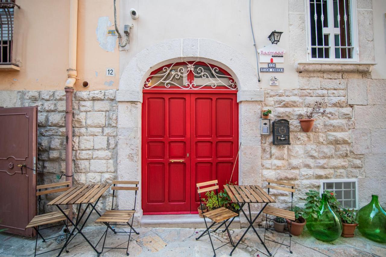 Redmood Guesthouse Барлета Екстериор снимка